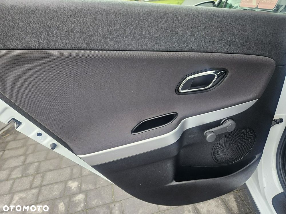 Kia Ceed - 22