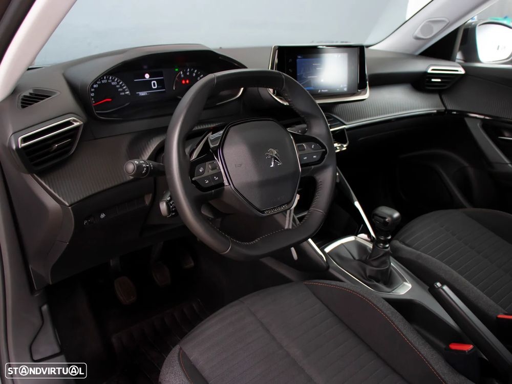 Peugeot 2008 1.2 PureTech Active - 16