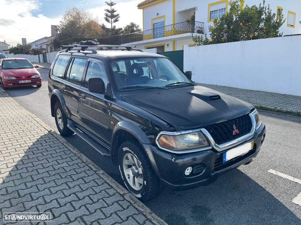Mitsubishi Pajero Sport 2.5 TD GLS - 8