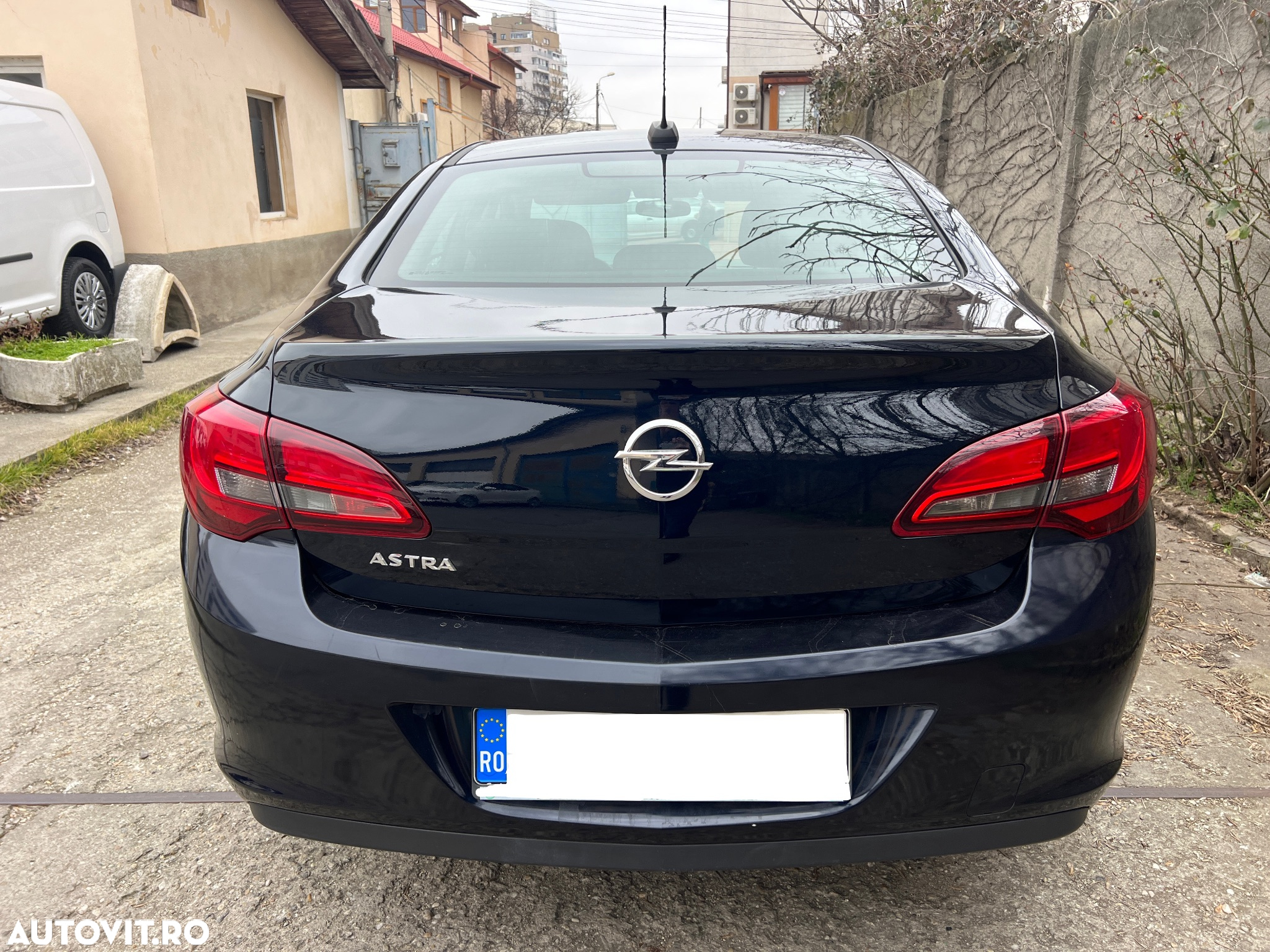 Opel Astra 1.6 TWINPORT ECOTEC Cosmo Aut - 12