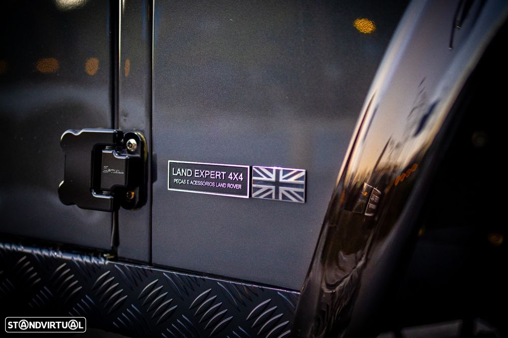 Land Rover Defender 90 2.5 TDi Metal Top - 10
