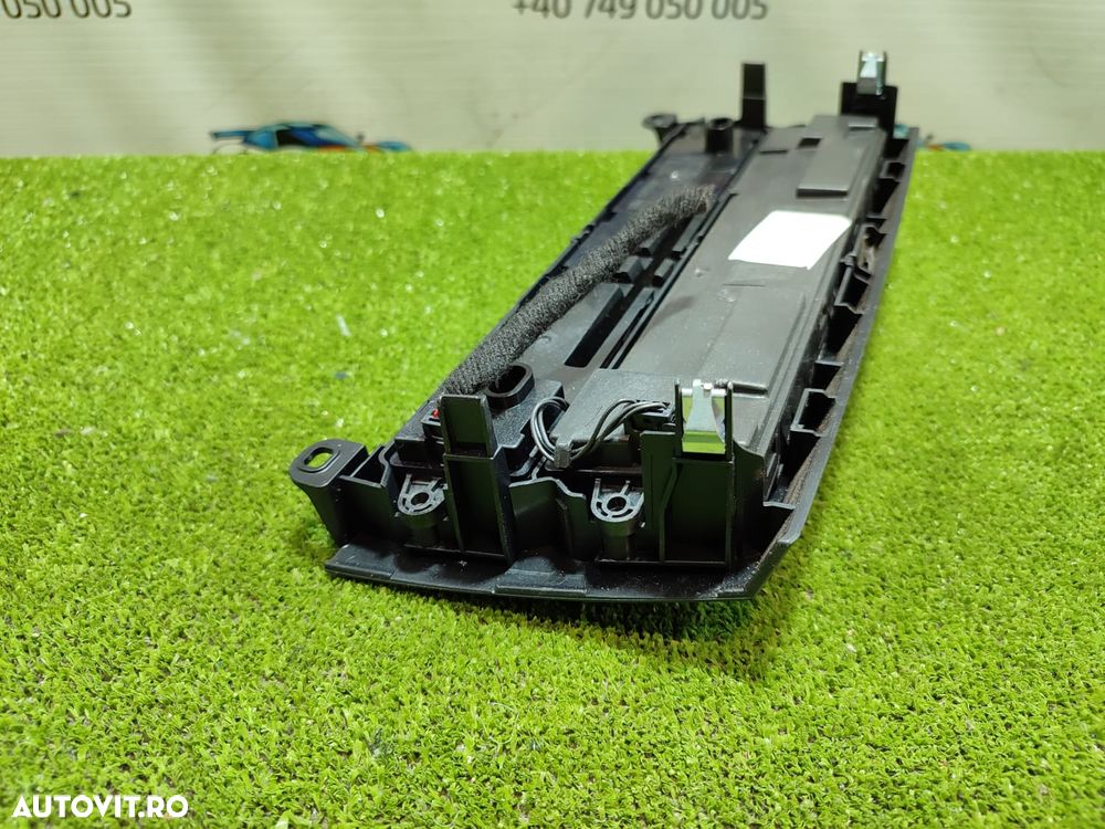 PANOU COMANDA CLIMA / RADIO BMW SERIA 1 F20 118D SE 2.0 DIESEL 2012 COD OEM E1062665 / 17313810 / 9207197 / 9207197-02 / HATCHBACK 2011-2019 - 5