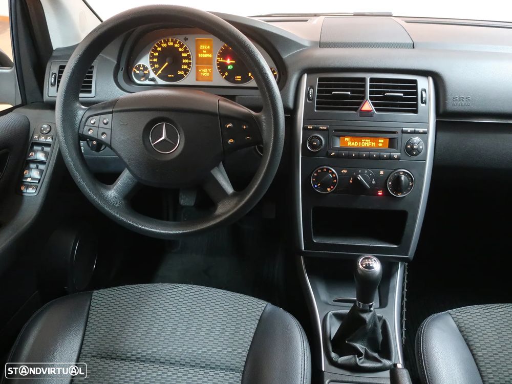 Mercedes-Benz B 180 CDI - 17
