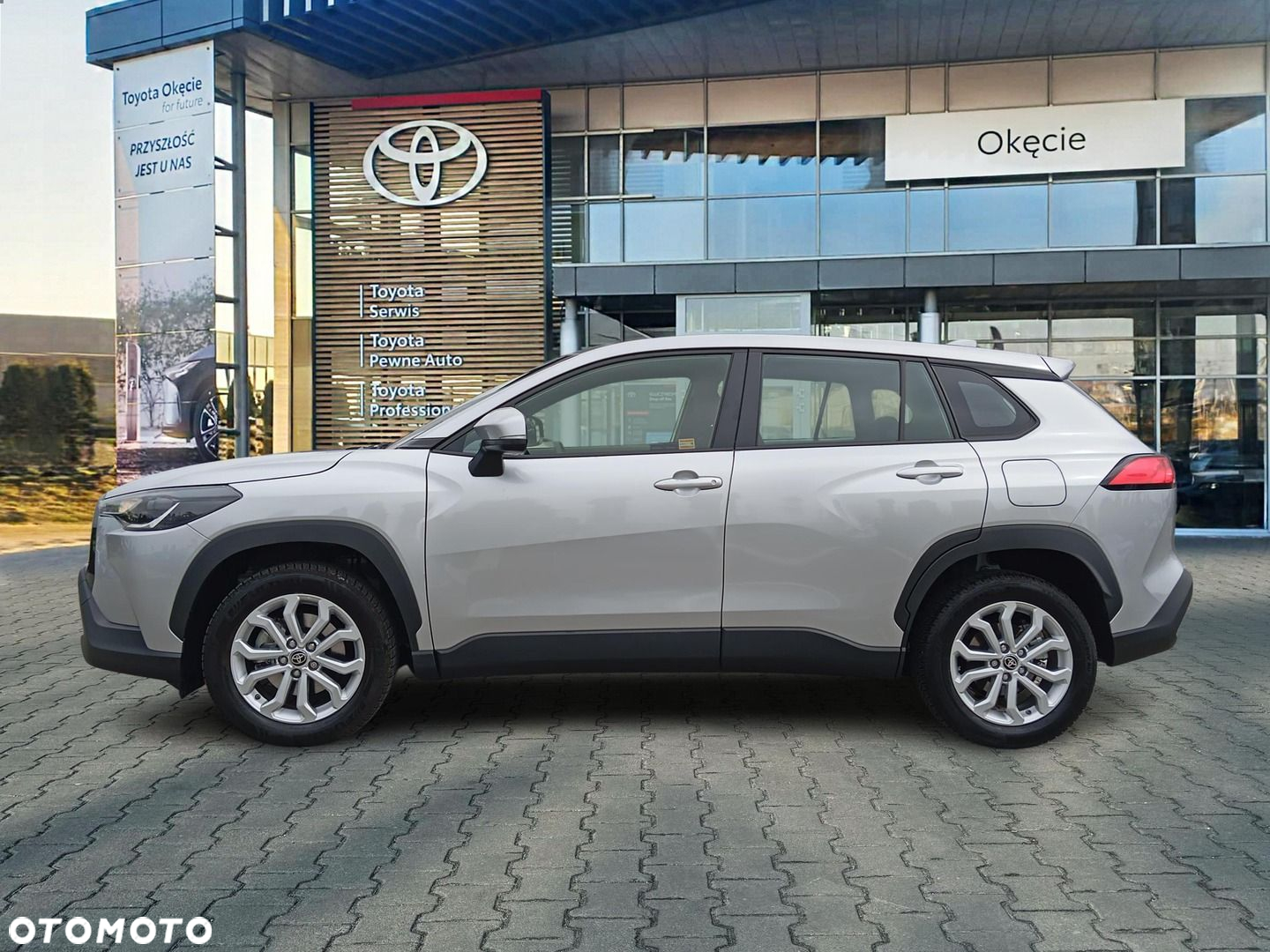 Toyota Corolla Cross - 2