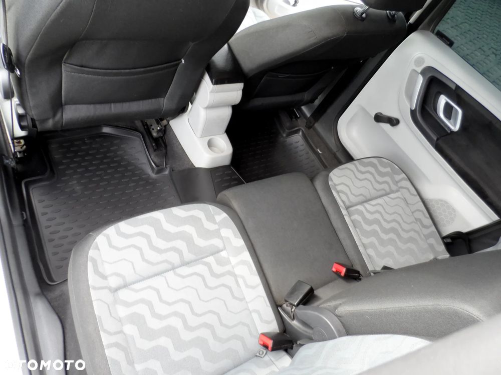 Skoda Roomster 1.4 16V Comfort - 20