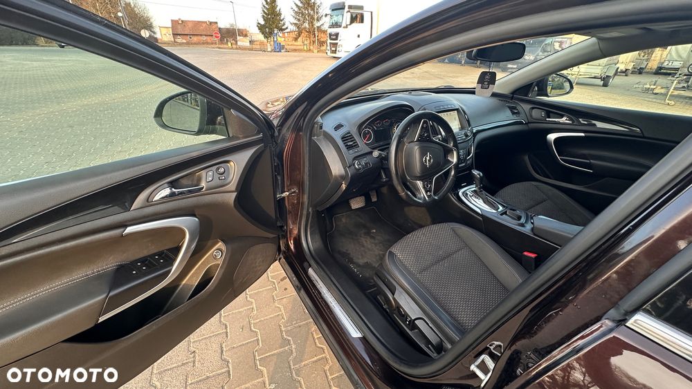 Opel Insignia 2.0 CDTI Cosmo - 11