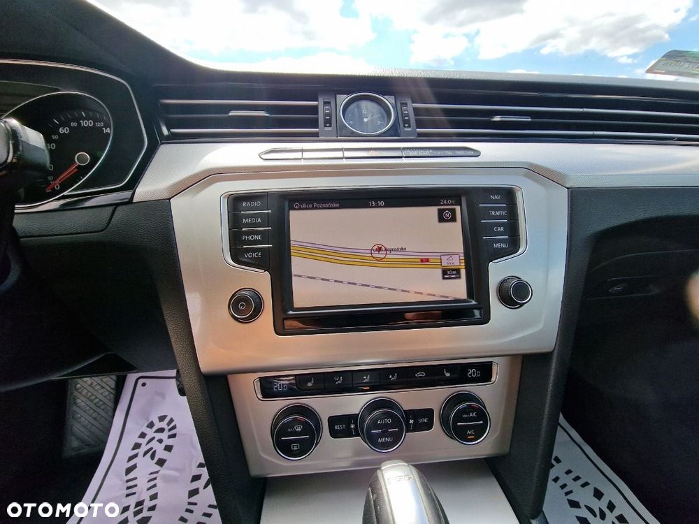 Volkswagen Passat Variant - 14