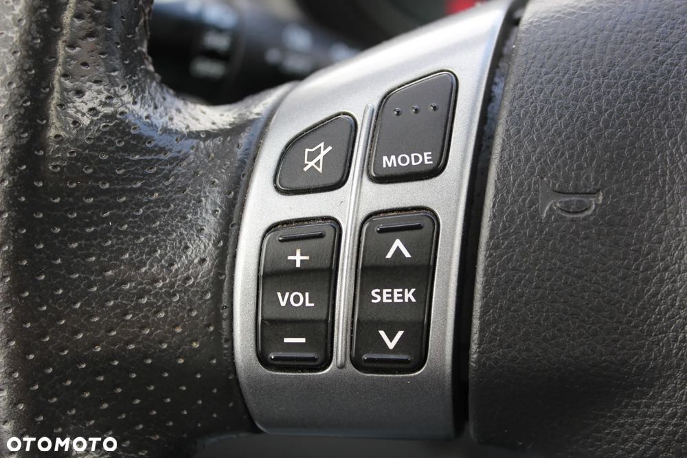 Suzuki SX4 2.0 DDiS Premium 4WD - 16