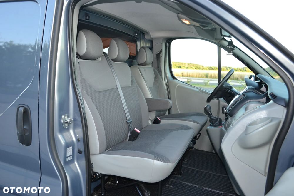 Opel Vivaro - 21