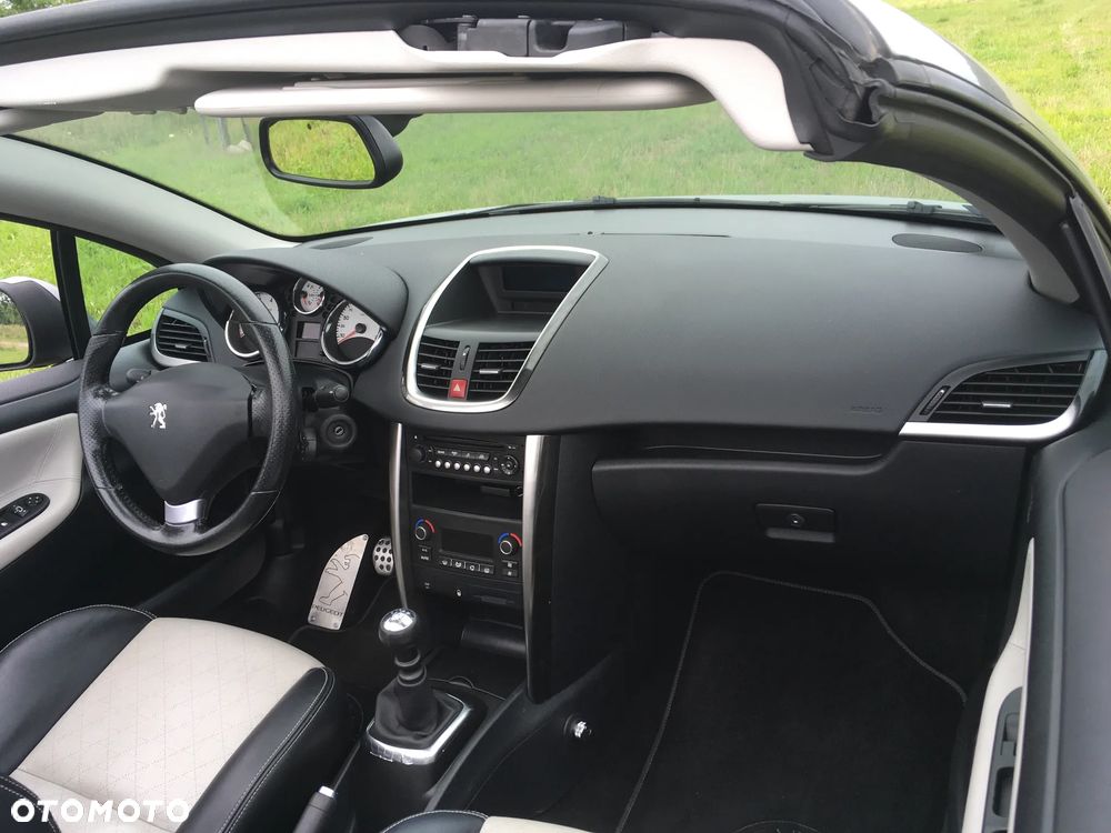 Peugeot 207 CC 1.6 Sport - 10