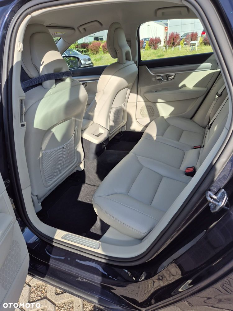 Volvo S90 D4 AWD Momentum - 8