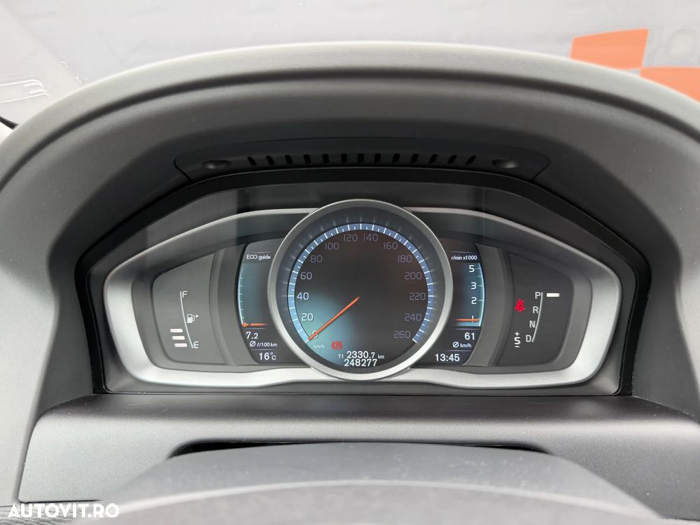 Volvo XC 60 D3 Geartronic Summum - 14