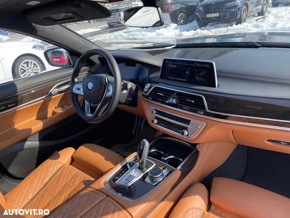 BMW Seria 7 745e - 9