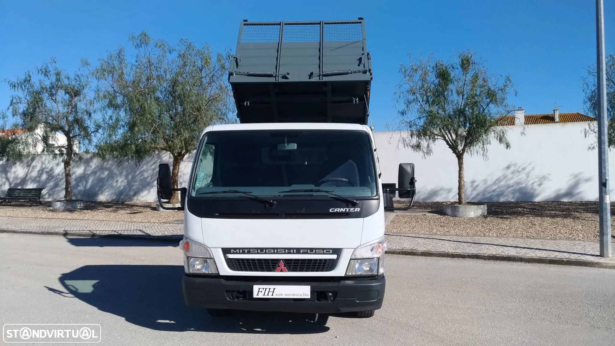 Mitsubishi Canter Fuso 7C15 basculante - 3