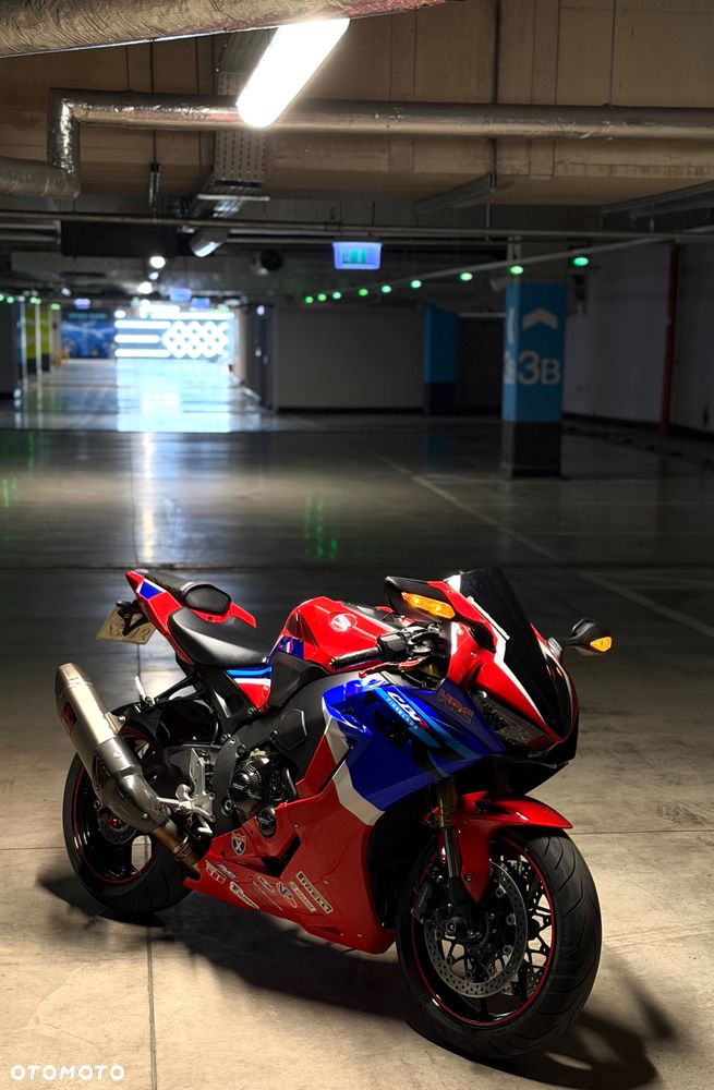 Honda CBR - 12
