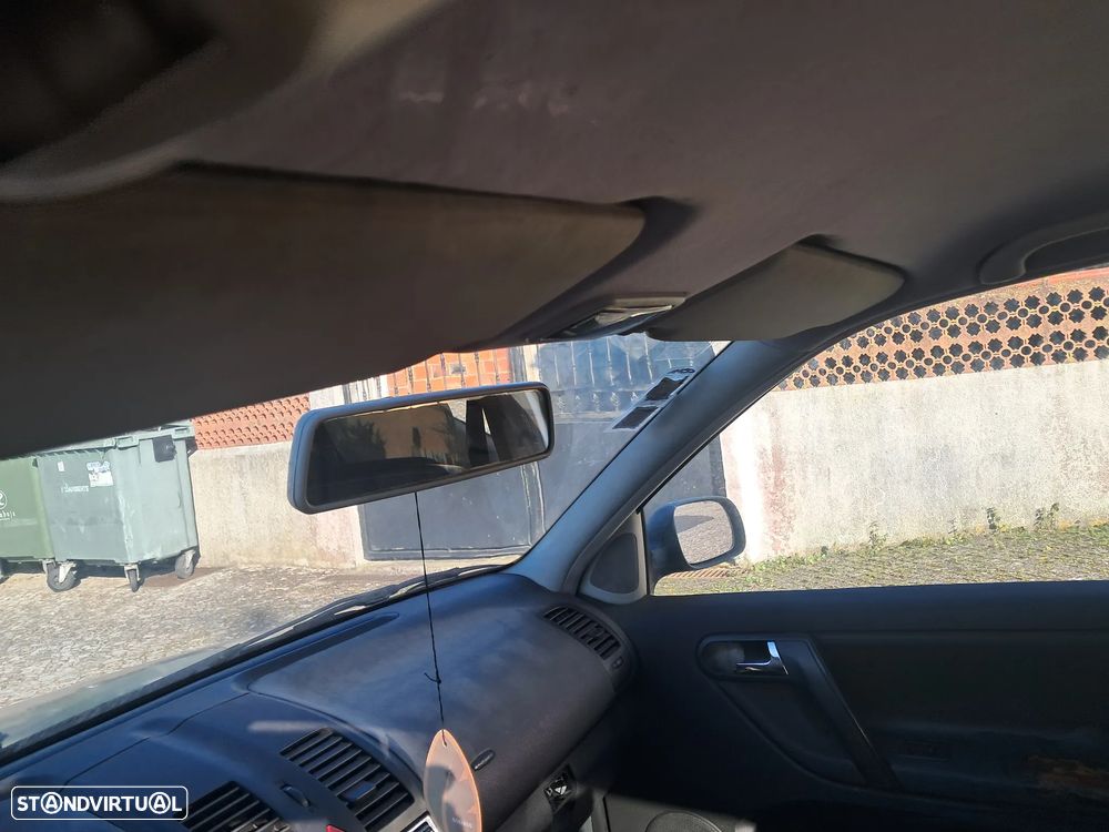 VW Polo 1.4 TDi Confortline - 9