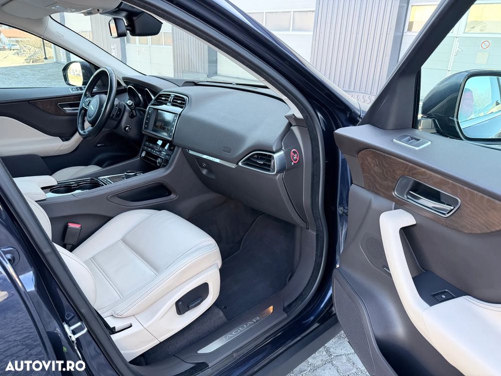 Jaguar F-Pace 30d AWD Prestige - 22