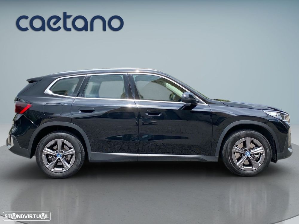 BMW X1 xDrive25e - 26