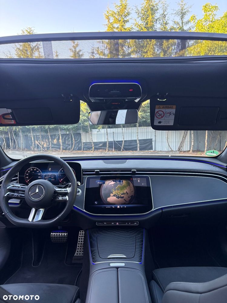 Mercedes-Benz Klasa E 220 d mHEV AMG 9G-Tronic - 10