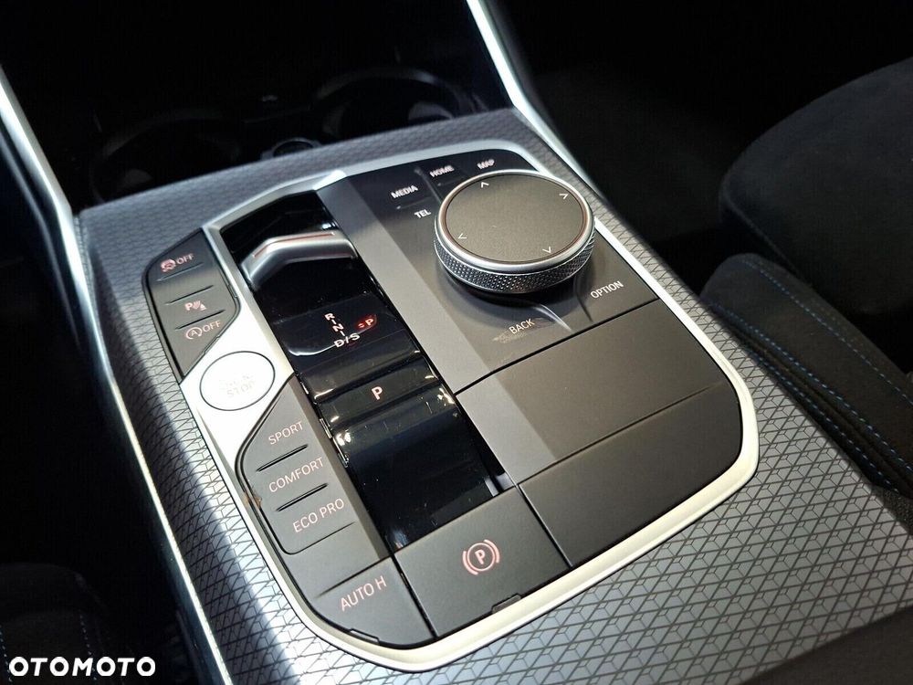 BMW Seria 3 - 16