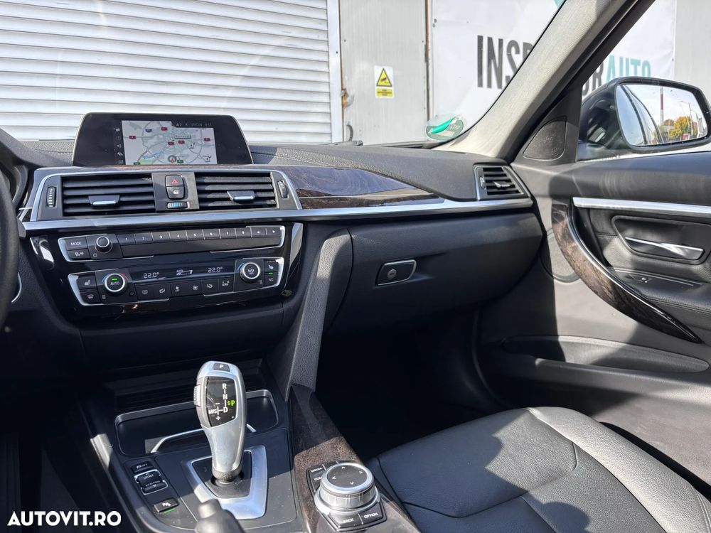 BMW Seria 3 320i Aut. Edition Luxury Line Purity - 28