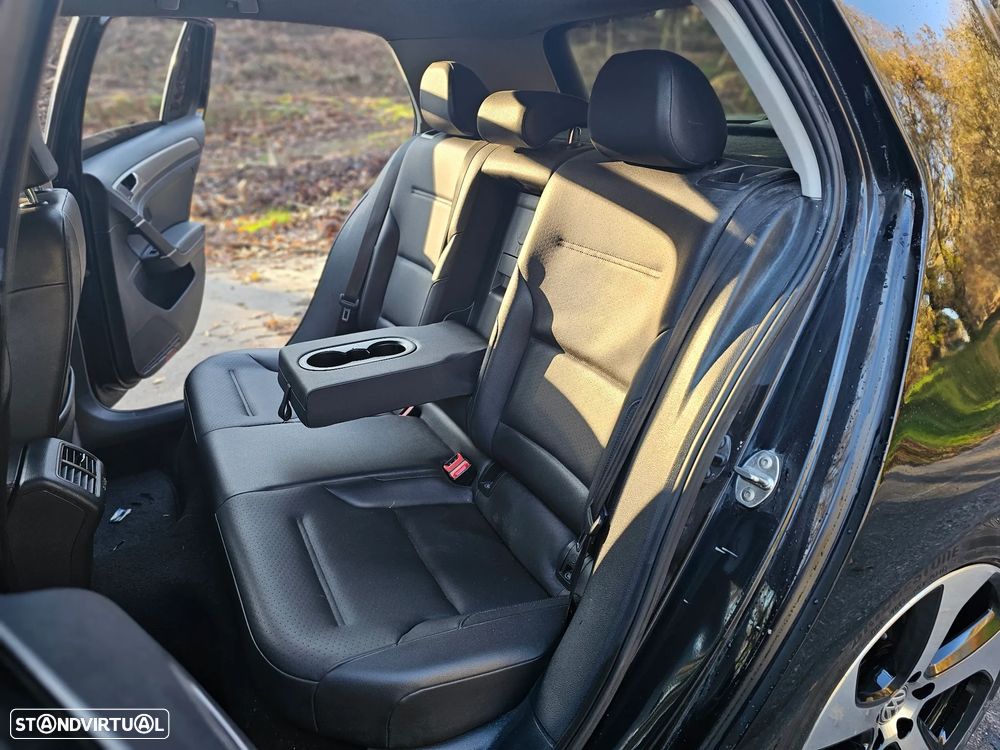 VW Golf 1.6 TDi R-Line - 13