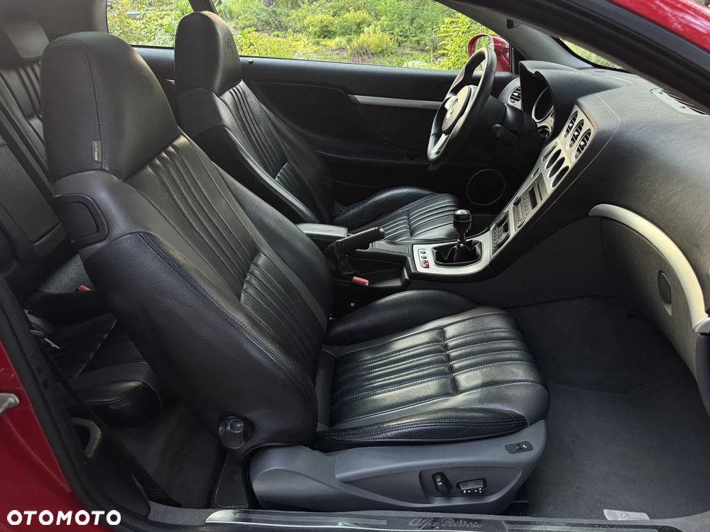Alfa Romeo Brera 2.2JTS Sky View - 22