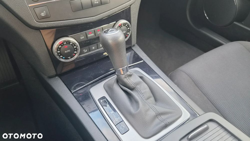 Mercedes-Benz Klasa C 180 Kompressor Automatik Elegance - 13