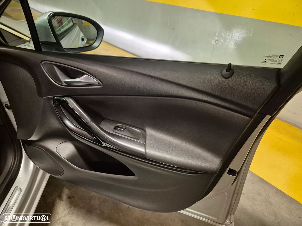Opel Astra Sports Tourer 1.6 CDTI Innovation S/S - 32