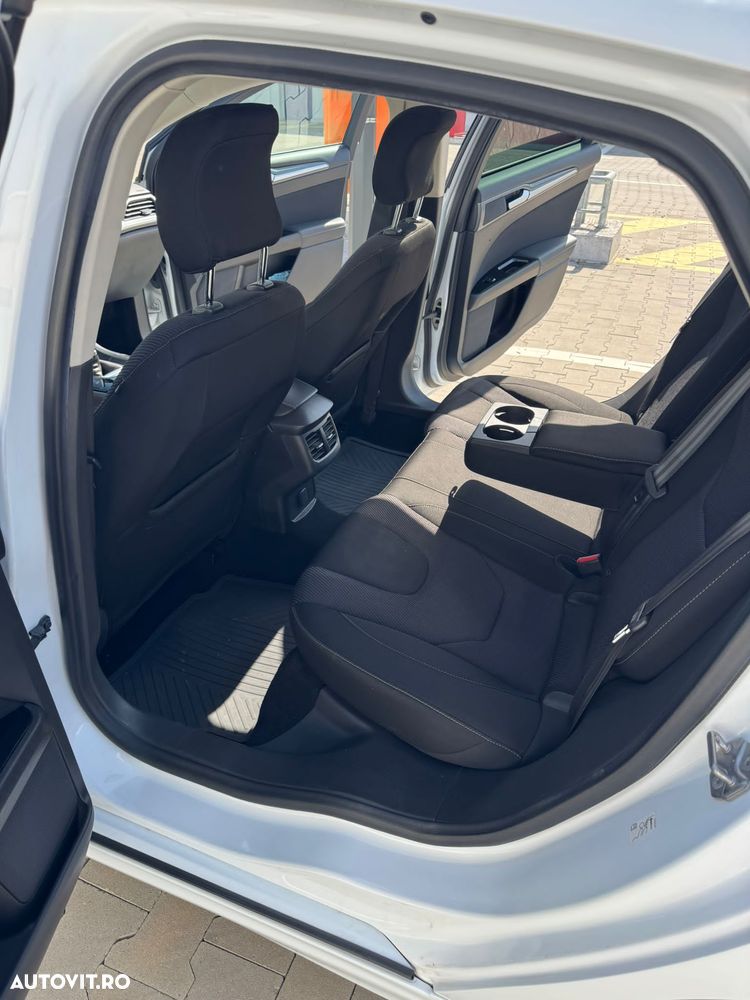 Ford Mondeo 1.6 TDCi ECOnetic Start-Stopp Titanium - 18