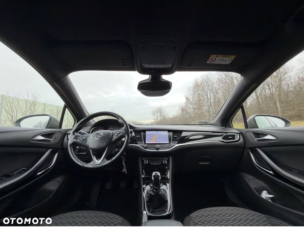 Opel Astra 1.6 CDTI Dynamic S&S - 9