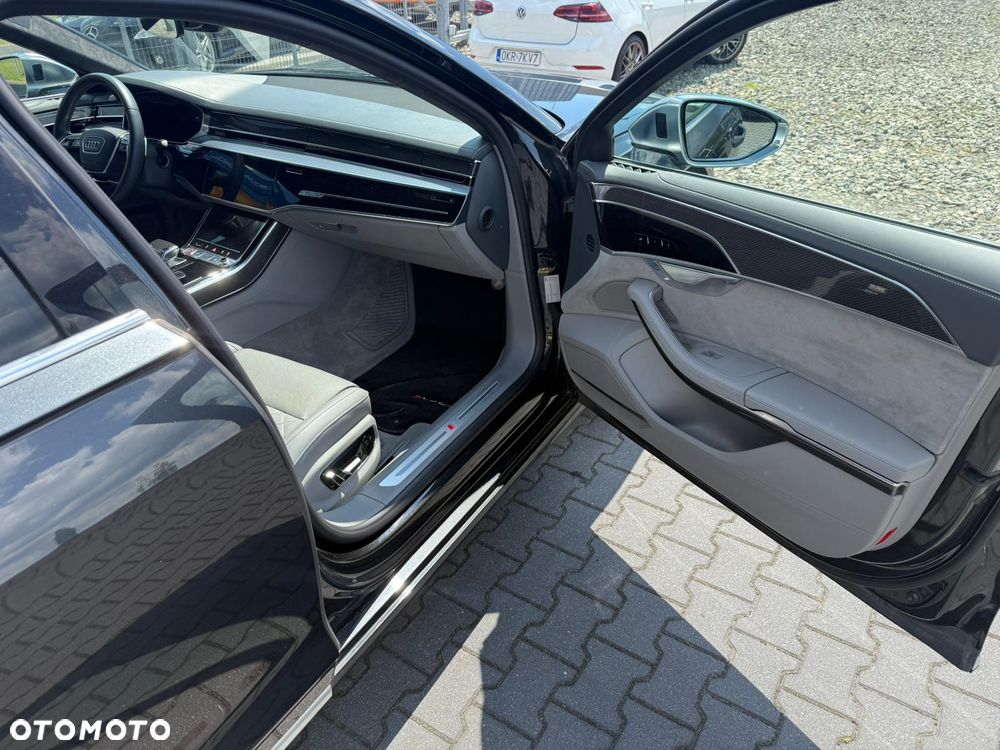 Audi S8 TFSI mHEV Quattro Tiptr - 26