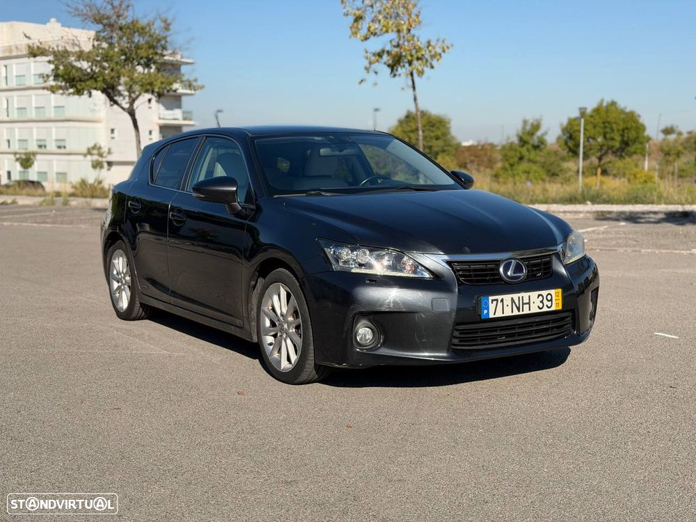 Lexus CT 200h - 4