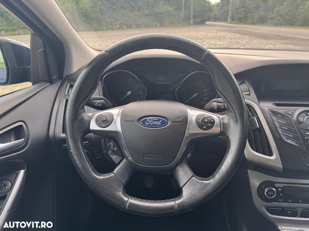 Ford Focus - 7