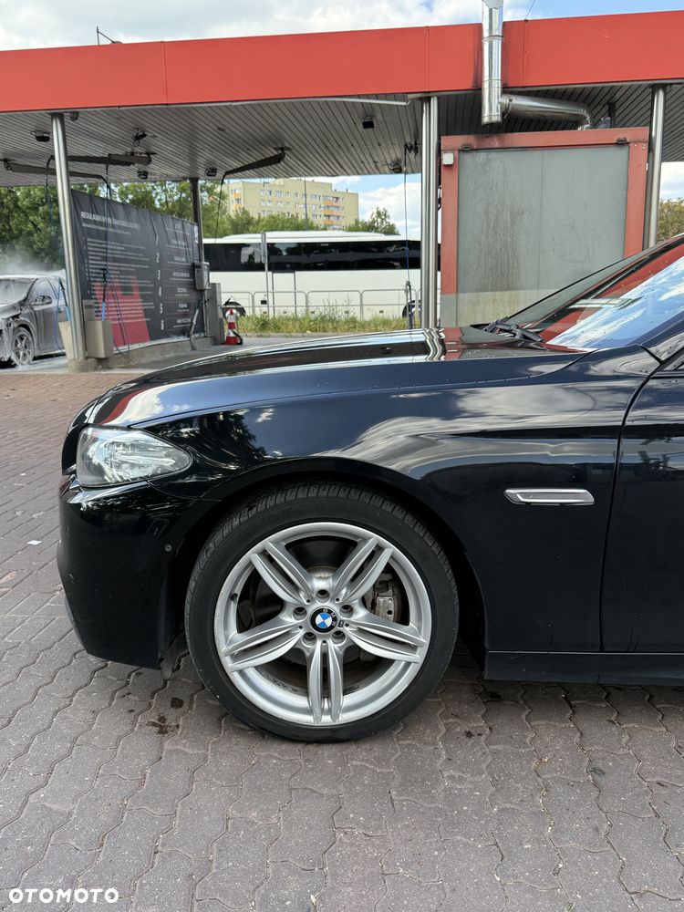 BMW Seria 5 535i xDrive - 9