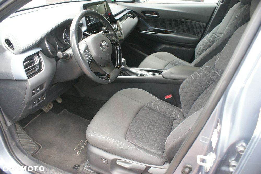 Toyota C-HR - 13