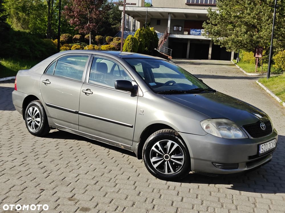 Toyota Corolla 1.4 Terra3 - 11