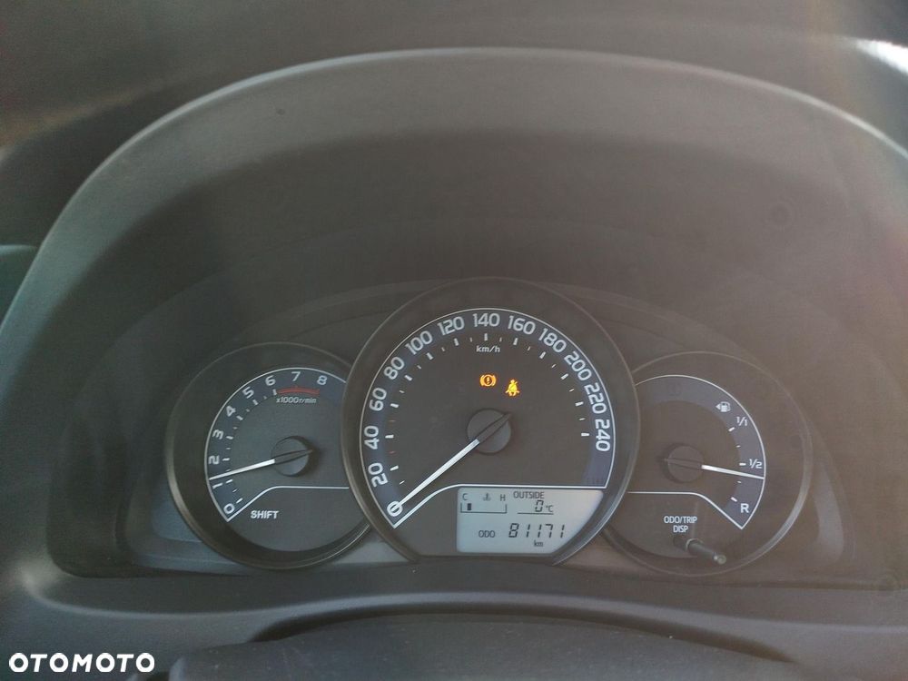Toyota Auris - 14