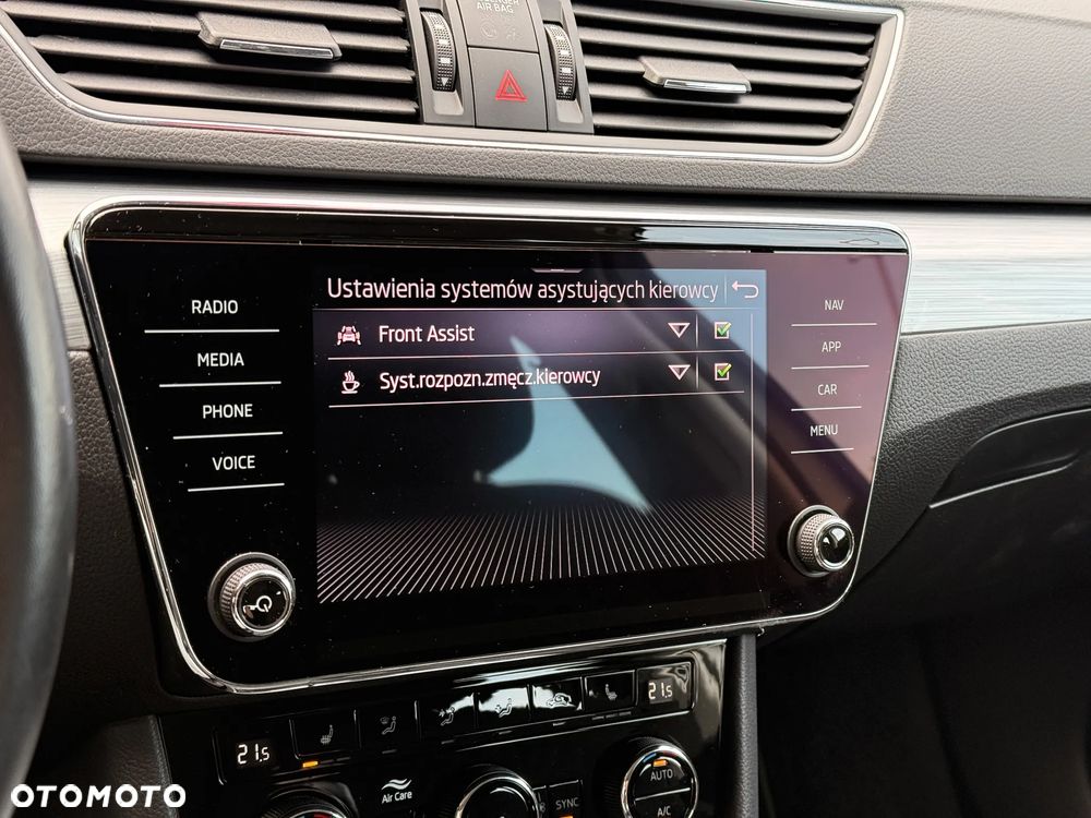 Skoda Superb 1.5 TSI Ambition - 35