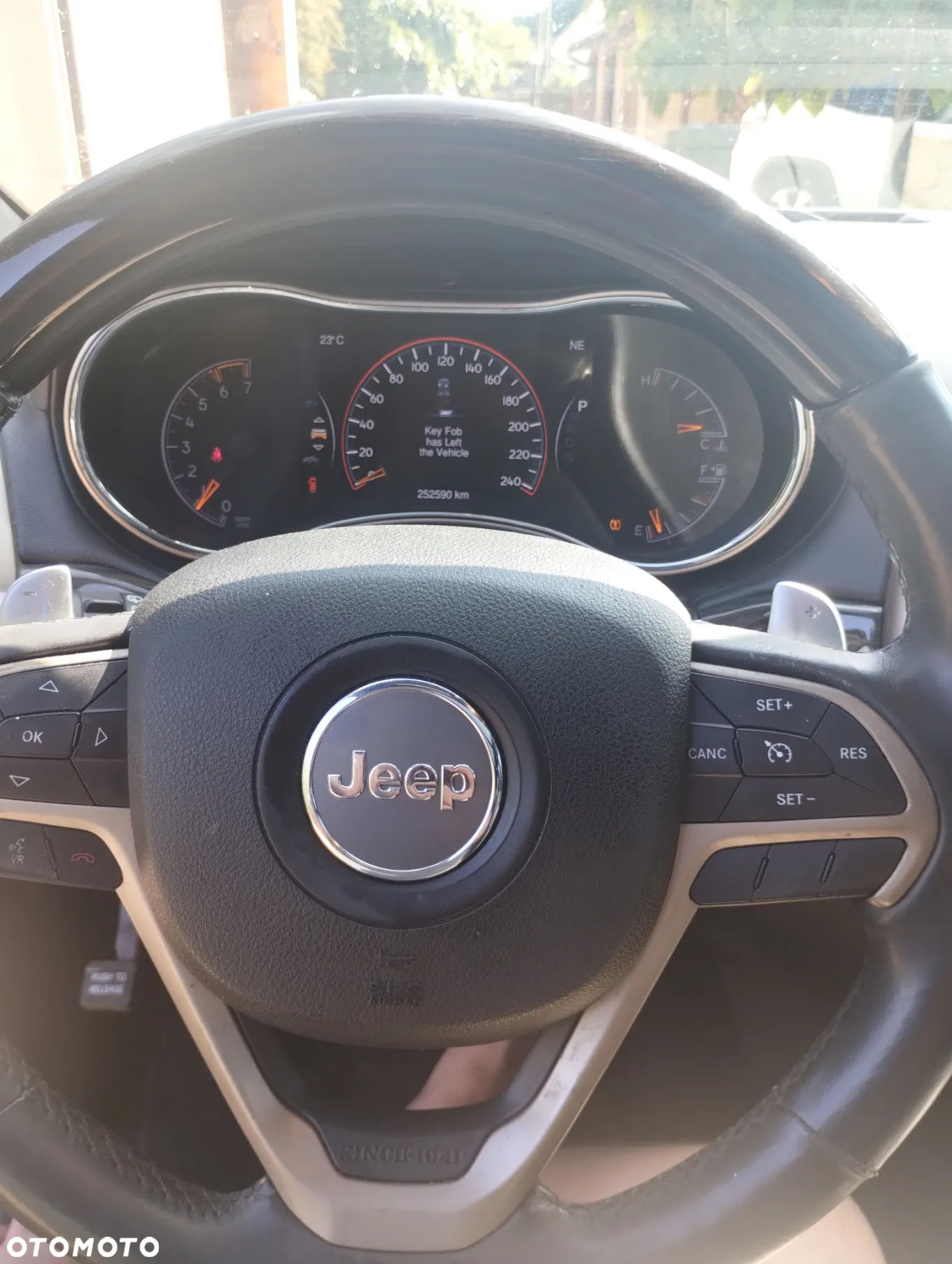 Jeep Grand Cherokee 5.7 V8 HEMI 4WD Automatik Overland - 16