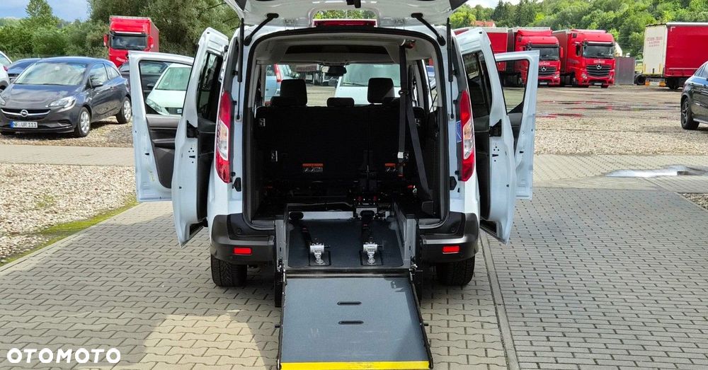 Ford Transit Connect - 21
