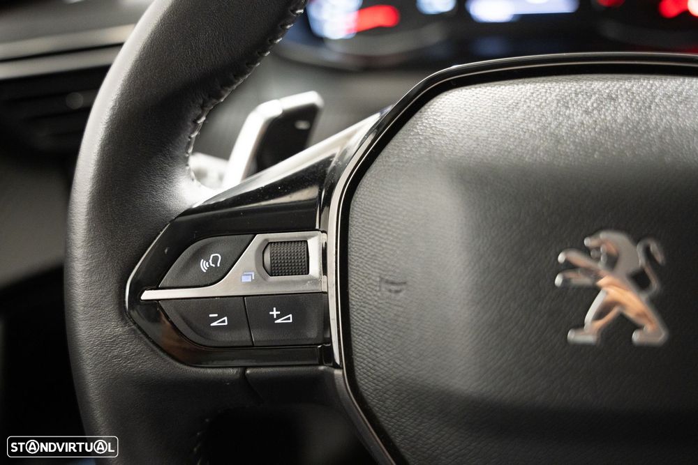Peugeot 2008 1.2 PureTech Active EAT8 - 15