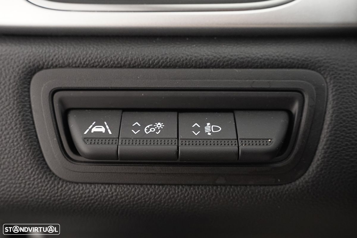 Renault Captur 1.0 TCe Techno Bi-Fuel - 21