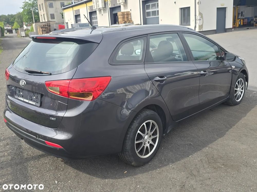 Kia Ceed 1.6 CRDi XL - 10