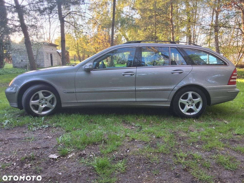 Mercedes-Benz Klasa C 200 Kompressor Avantgarde Sport Edition - 3