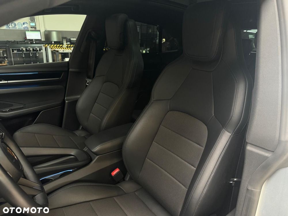 Porsche Macan - 11