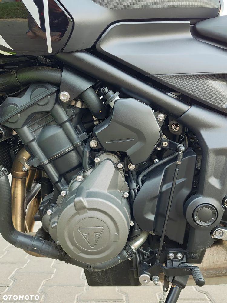 Triumph Trident - 3