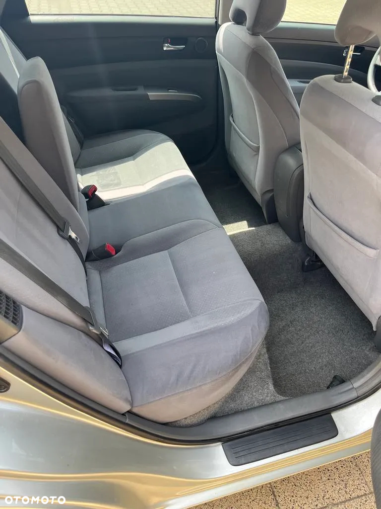 Toyota Prius 1.5 VVT-i Prestige - 6