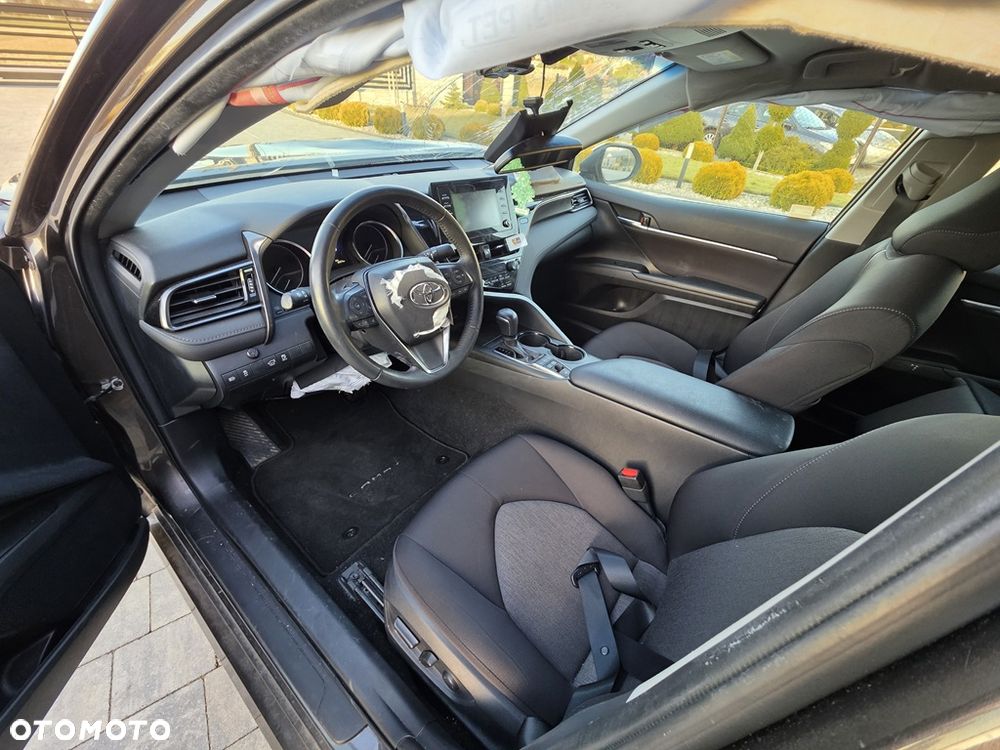 Toyota Camry 2.5 Hybrid Comfort CVT - 19