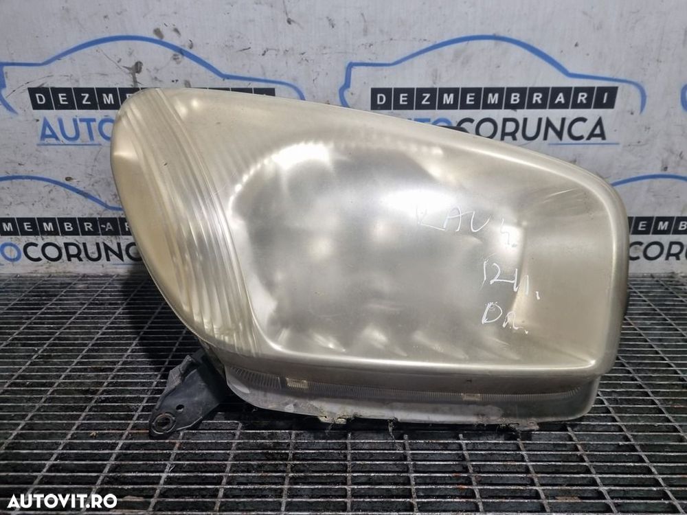 Far Dreapta Toyota RAV 4 II 2002 - 2006 SUV 4 Usi (1211) Fara xenon - 1